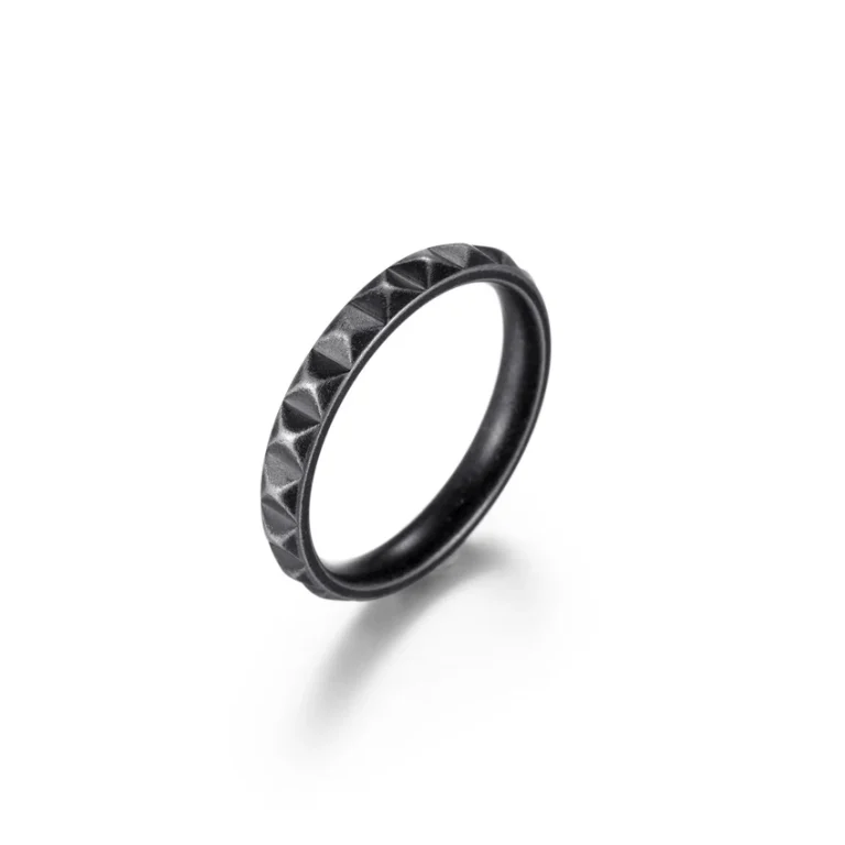 Pyramid Stainless Steel Ring - Oxidized Black